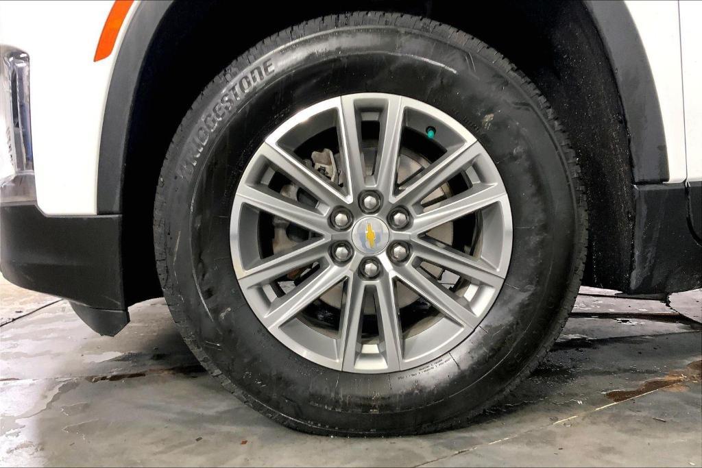 used 2023 Chevrolet Traverse car, priced at $26,000