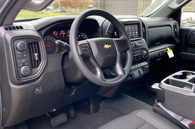 new 2025 Chevrolet Silverado 1500 car, priced at $40,660