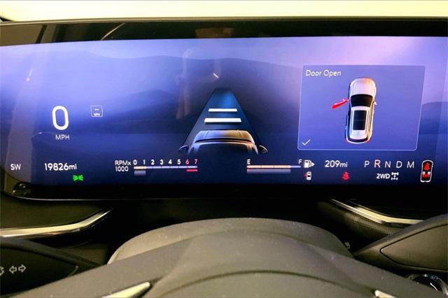 used 2025 Buick Envision car, priced at $27,000