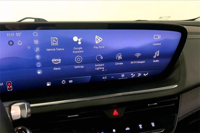 used 2025 Buick Envision car, priced at $27,000