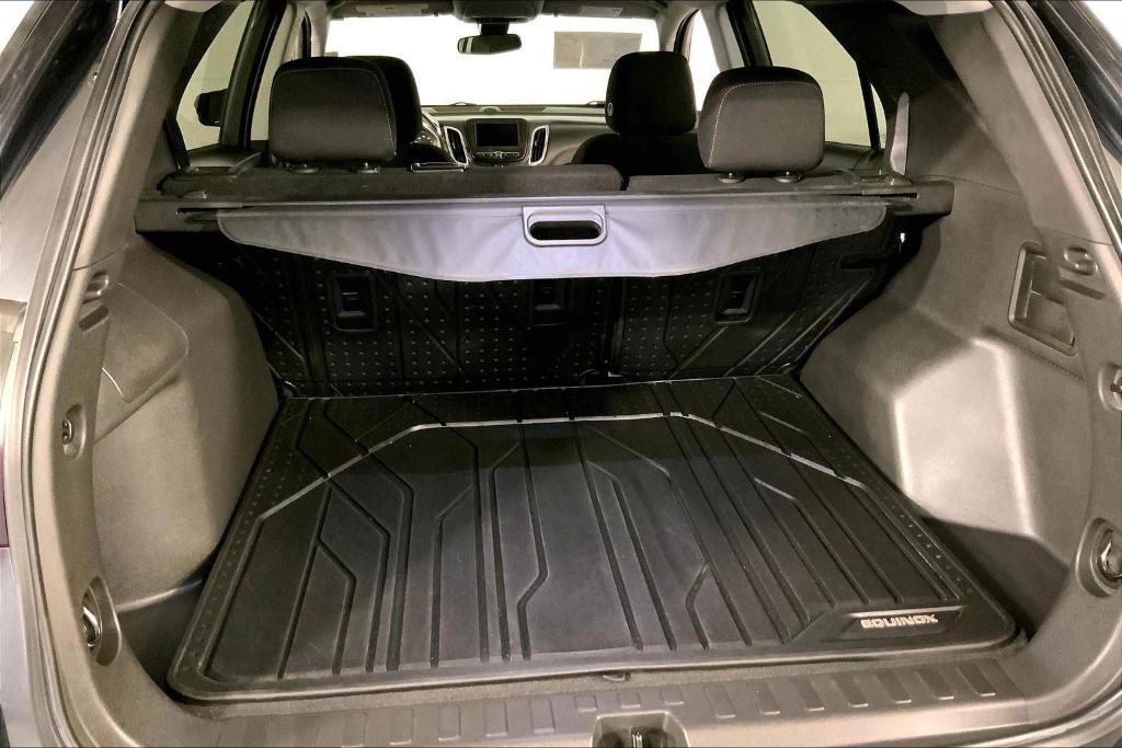 used 2022 Chevrolet Equinox car, priced at $18,500