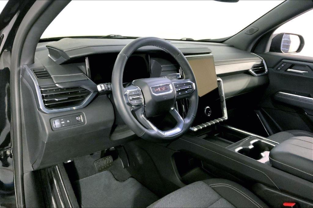 used 2025 GMC Acadia car, priced at $31,000