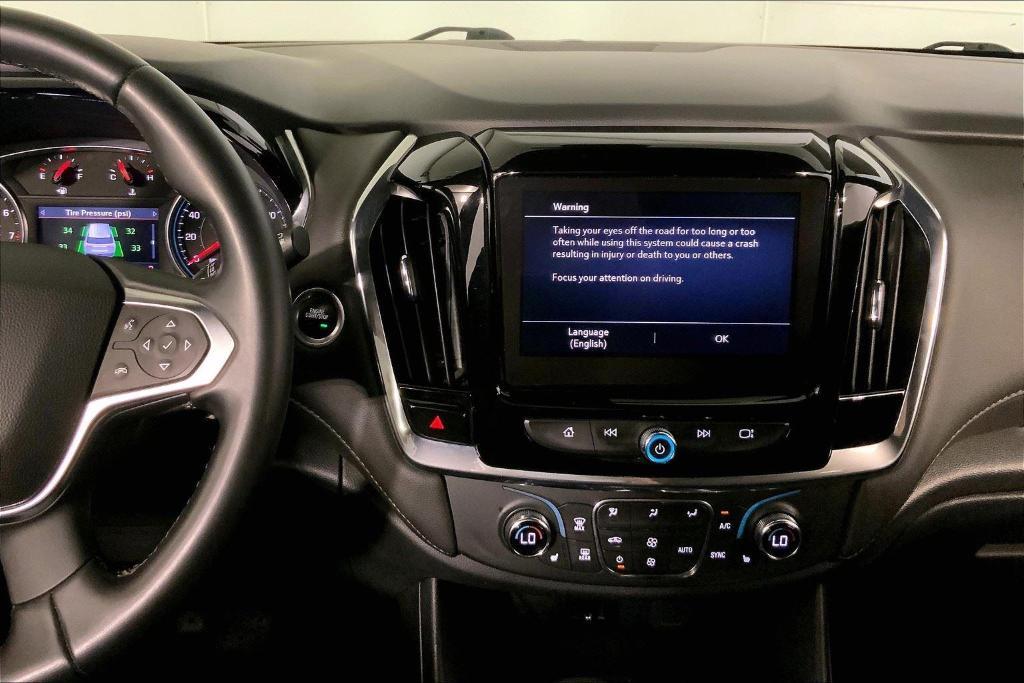 used 2023 Chevrolet Traverse car, priced at $24,250