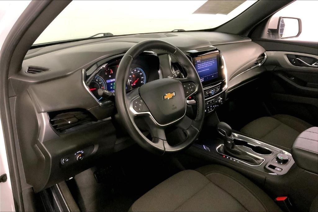 used 2023 Chevrolet Traverse car, priced at $24,250