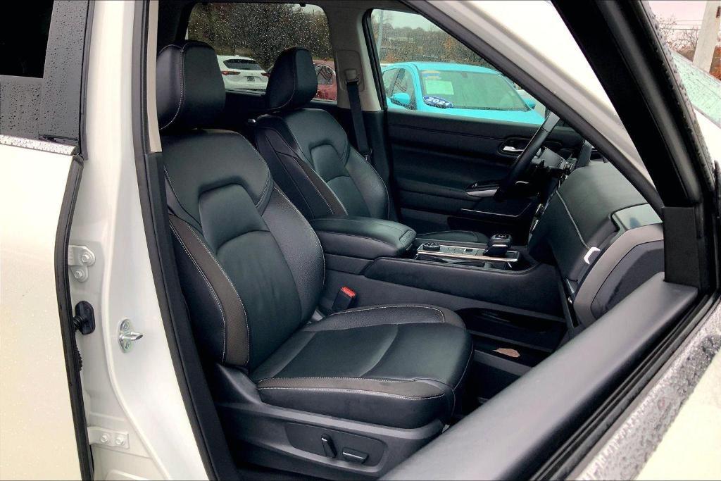 used 2022 Nissan Pathfinder car, priced at $24,000