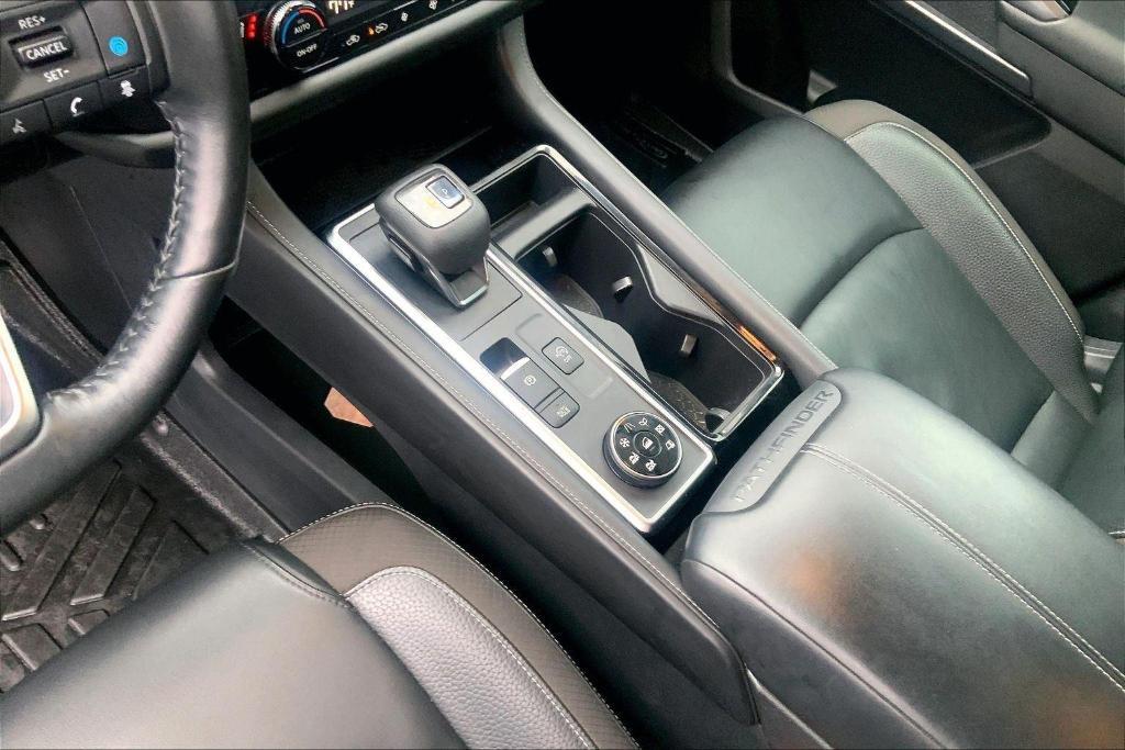 used 2022 Nissan Pathfinder car, priced at $24,000