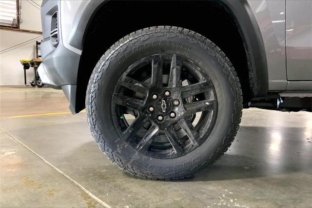 new 2025 Chevrolet Colorado car, priced at $45,145