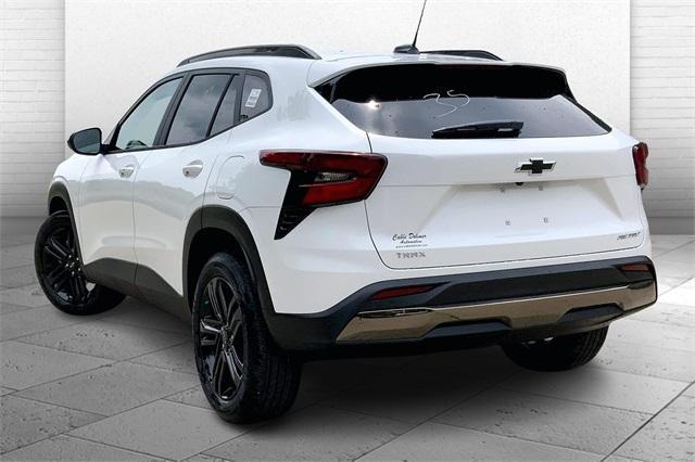 new 2025 Chevrolet Trax car, priced at $27,935