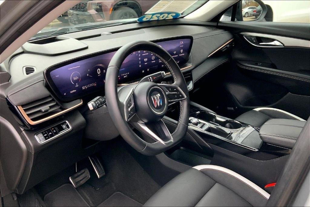 used 2025 Buick Envision car, priced at $29,500