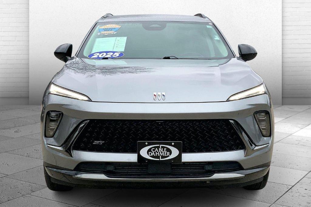 used 2025 Buick Envision car, priced at $29,500