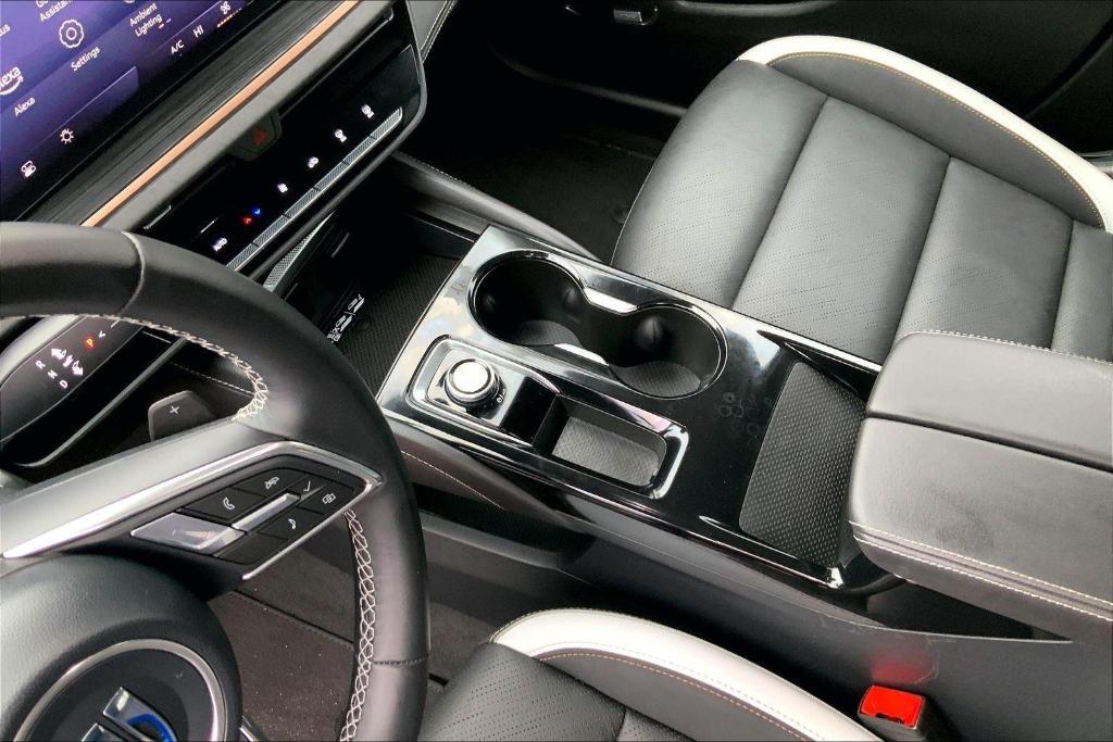 used 2025 Buick Envision car, priced at $29,500