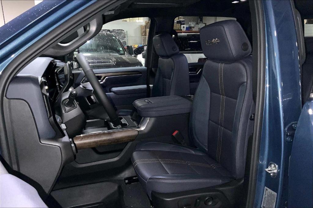 new 2025 Chevrolet Silverado 2500 car, priced at $84,965