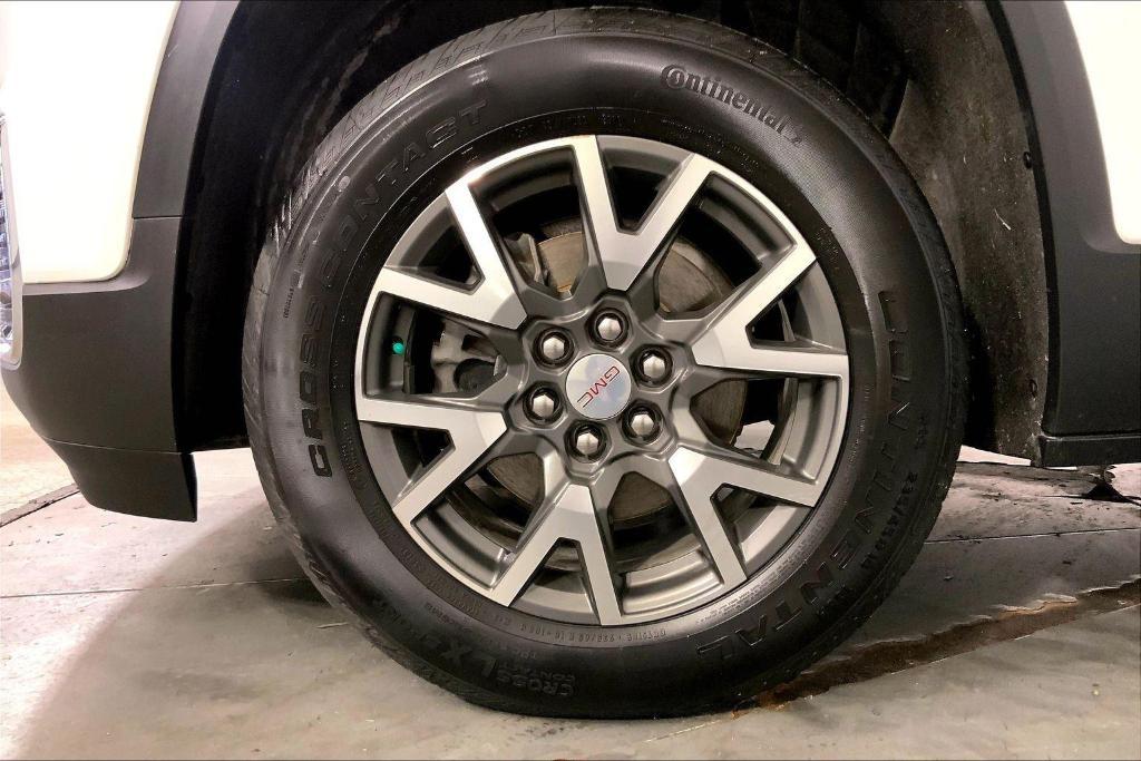 used 2023 GMC Acadia car, priced at $30,000