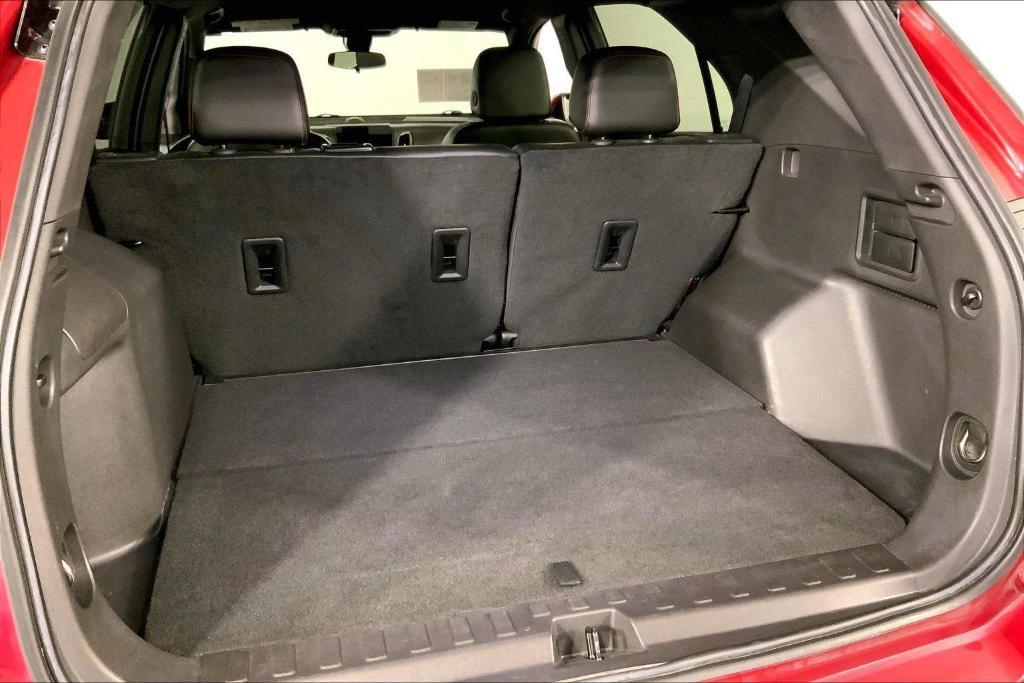 used 2024 Chevrolet Equinox car, priced at $26,000