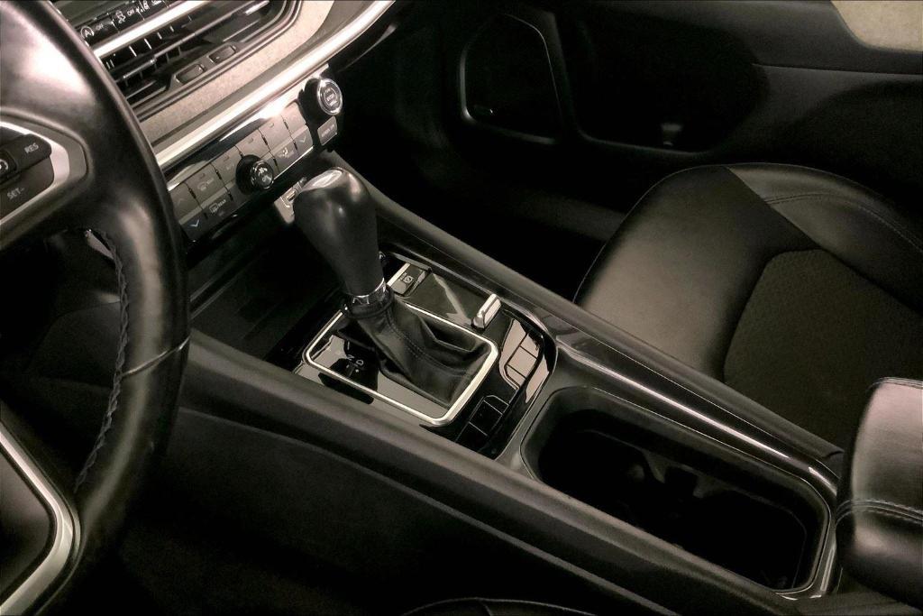 used 2022 Jeep Compass car, priced at $18,000