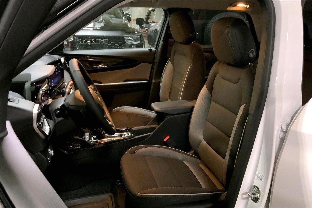 new 2026 Chevrolet TrailBlazer car, priced at $32,255