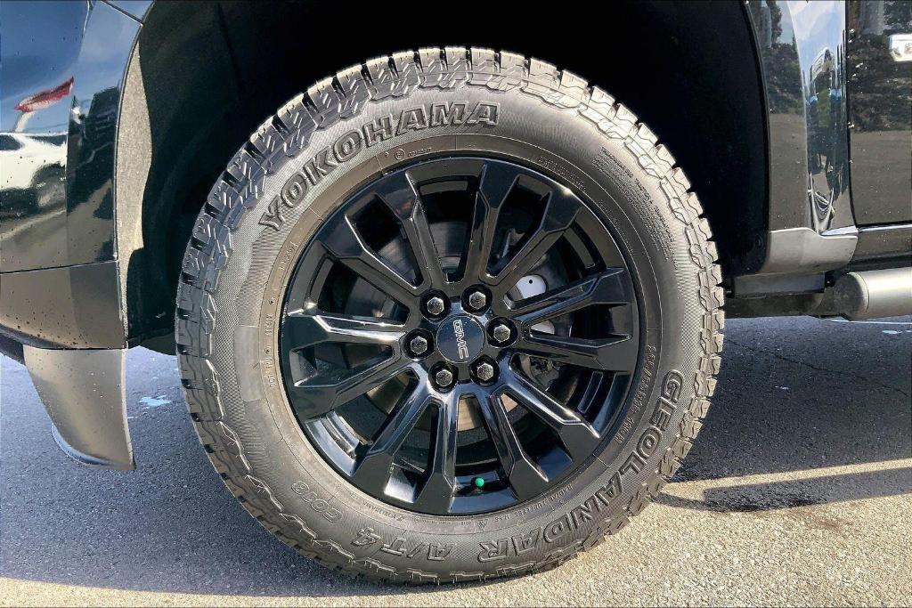 used 2021 GMC Canyon car, priced at $19,000