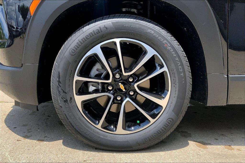 new 2026 Chevrolet TrailBlazer car, priced at $28,190