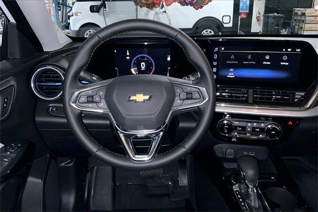 new 2025 Chevrolet Trax car, priced at $26,775