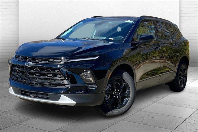 new 2025 Chevrolet Blazer car, priced at $33,590