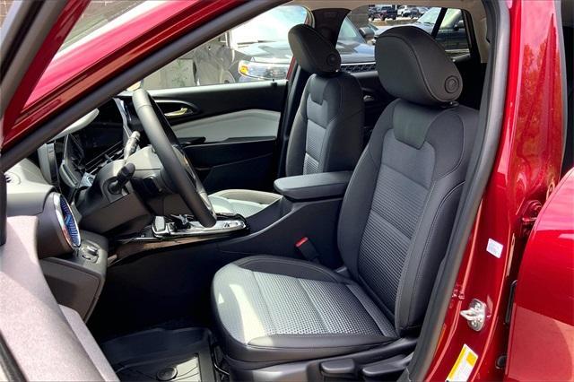new 2025 Chevrolet Trax car, priced at $26,775