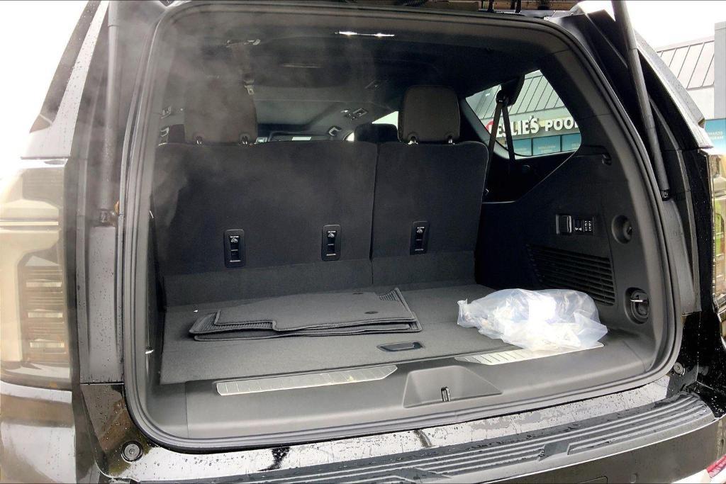 new 2026 Chevrolet Suburban car, priced at $88,980