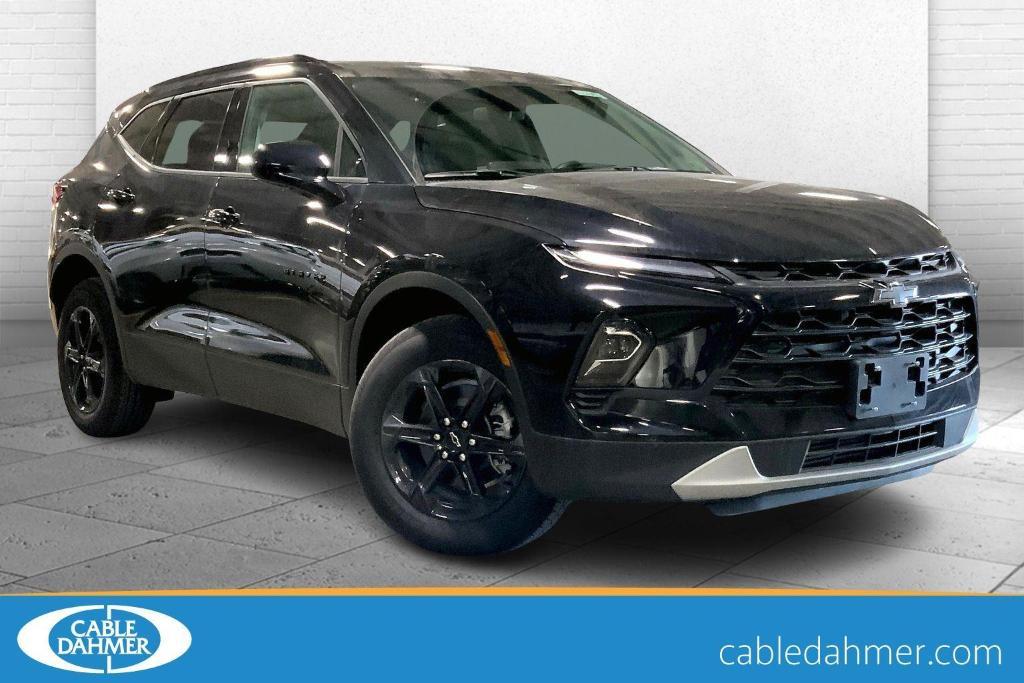 new 2025 Chevrolet Blazer car, priced at $39,330