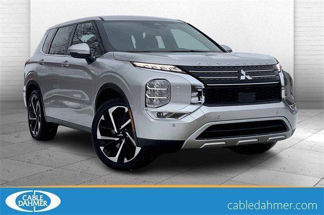 used 2022 Mitsubishi Outlander car, priced at $23,000