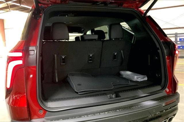 new 2025 Chevrolet Traverse car, priced at $49,000