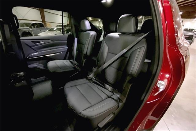 new 2025 Chevrolet Traverse car, priced at $49,000