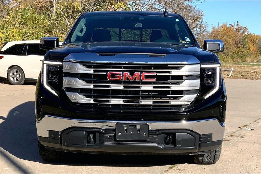 used 2024 GMC Sierra 1500 car, priced at $44,500
