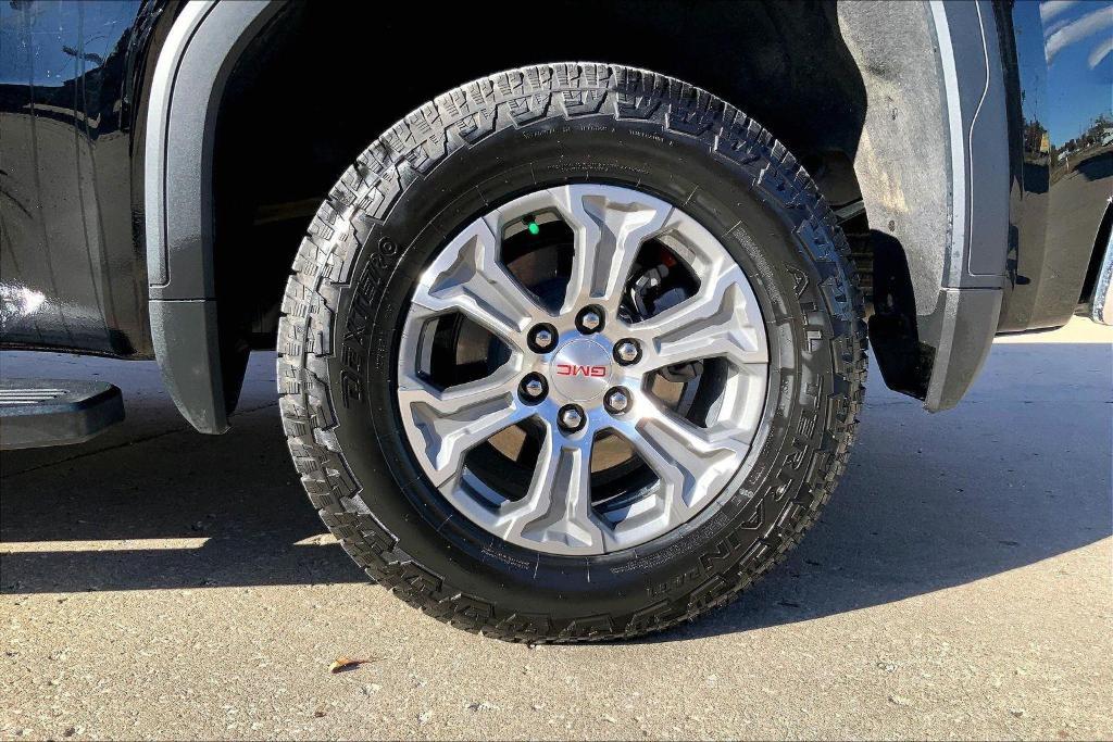 used 2024 GMC Sierra 1500 car, priced at $44,500