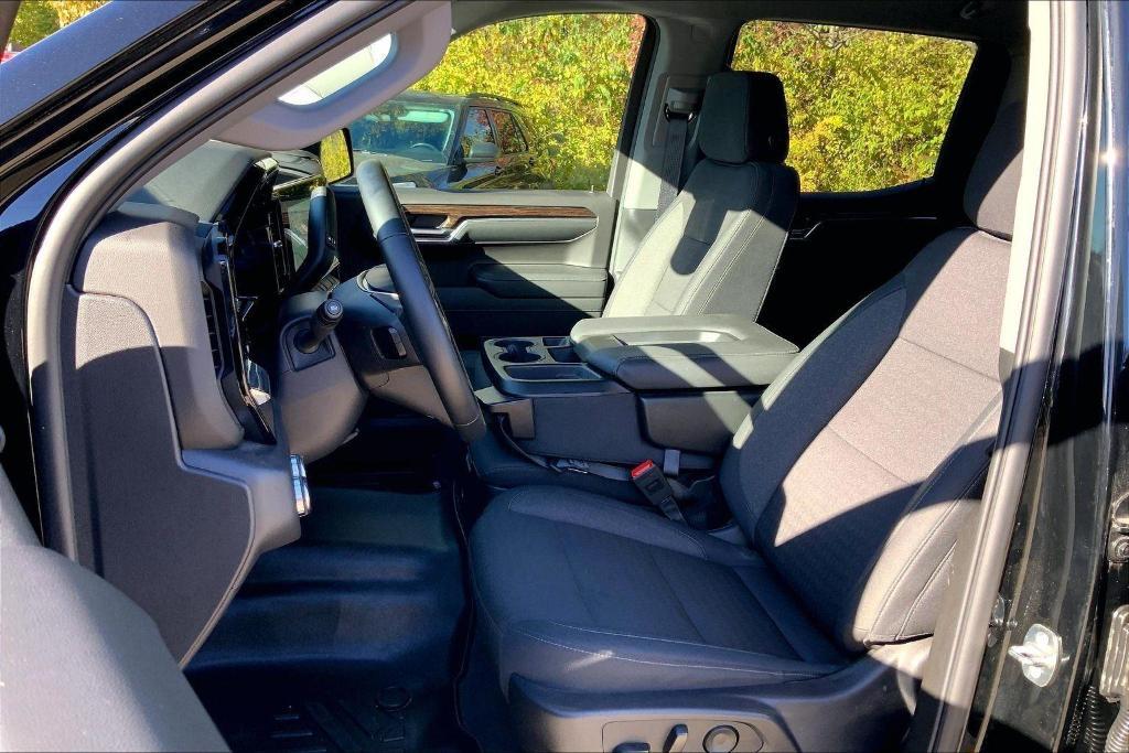 used 2024 GMC Sierra 1500 car, priced at $44,500