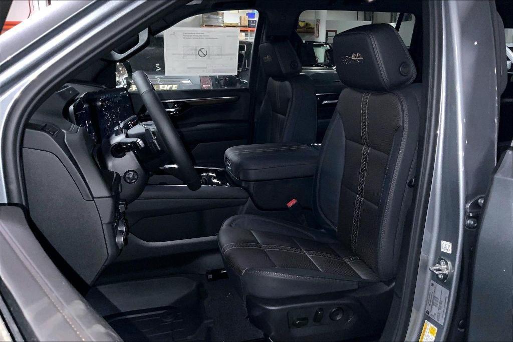 new 2026 Chevrolet Suburban car, priced at $99,300