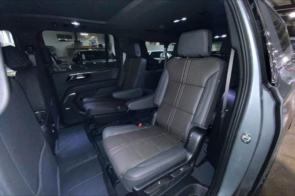 new 2026 Chevrolet Suburban car, priced at $99,300