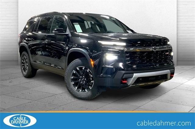 new 2025 Chevrolet Traverse car, priced at $50,160