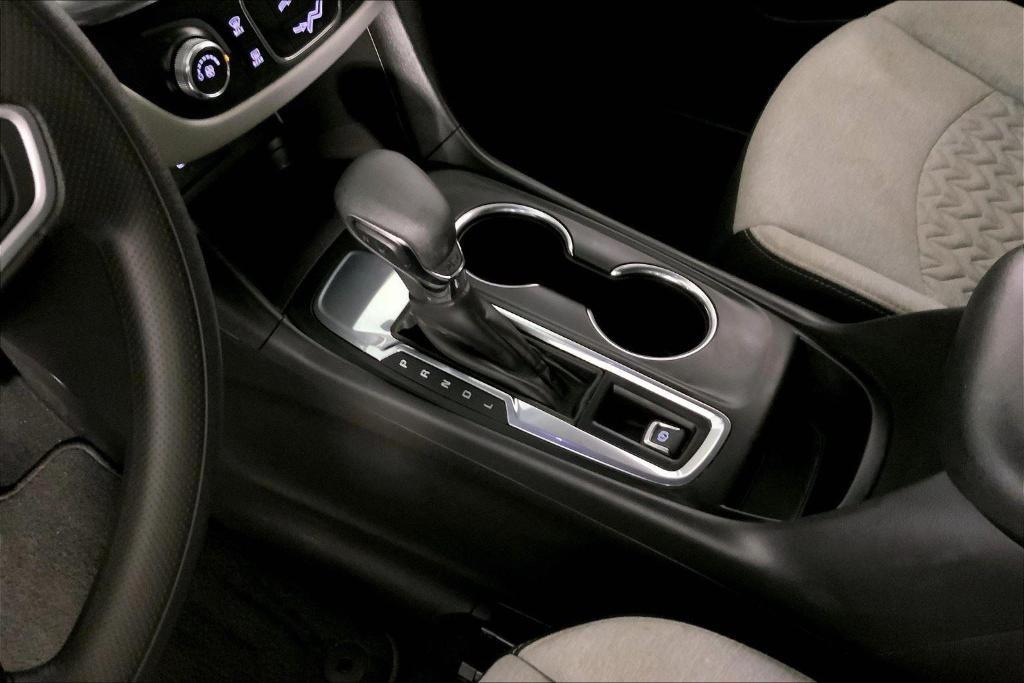 used 2023 Chevrolet Equinox car, priced at $19,900