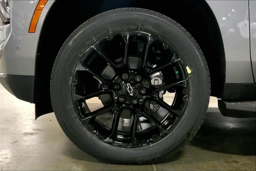 new 2026 Chevrolet Suburban car, priced at $89,870