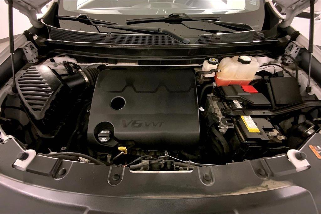 used 2021 Chevrolet Traverse car, priced at $23,500