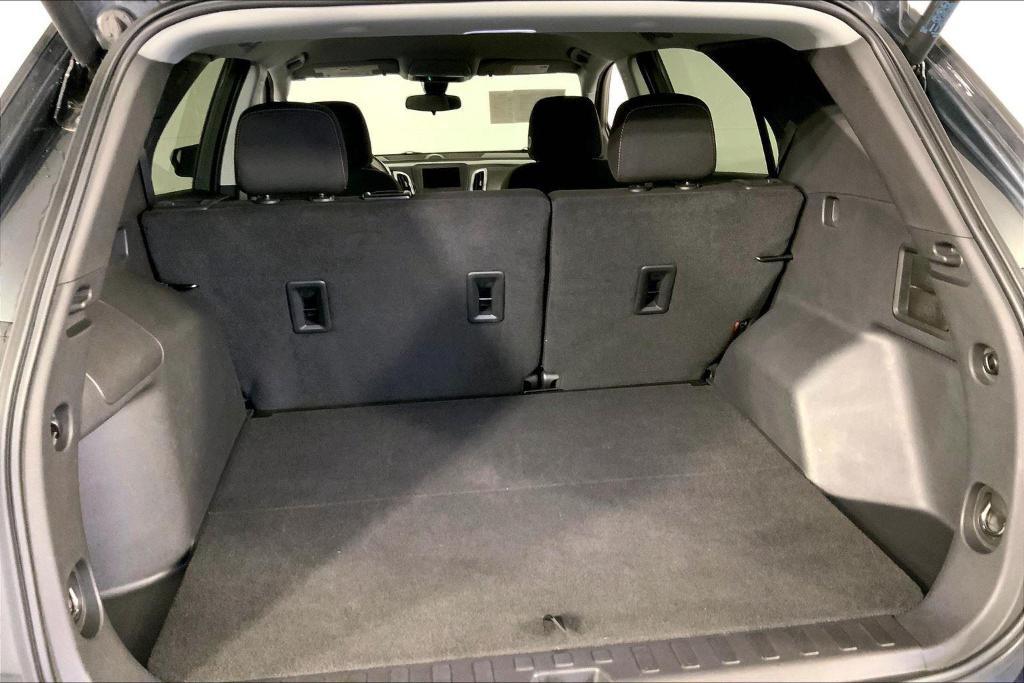 used 2023 Chevrolet Equinox car, priced at $21,900