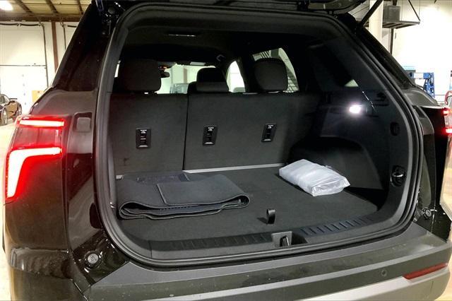 new 2025 Chevrolet Equinox car, priced at $31,040