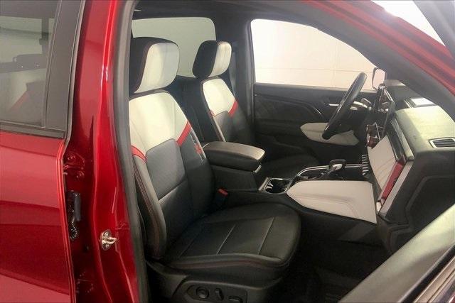 used 2023 GMC Canyon car, priced at $48,500