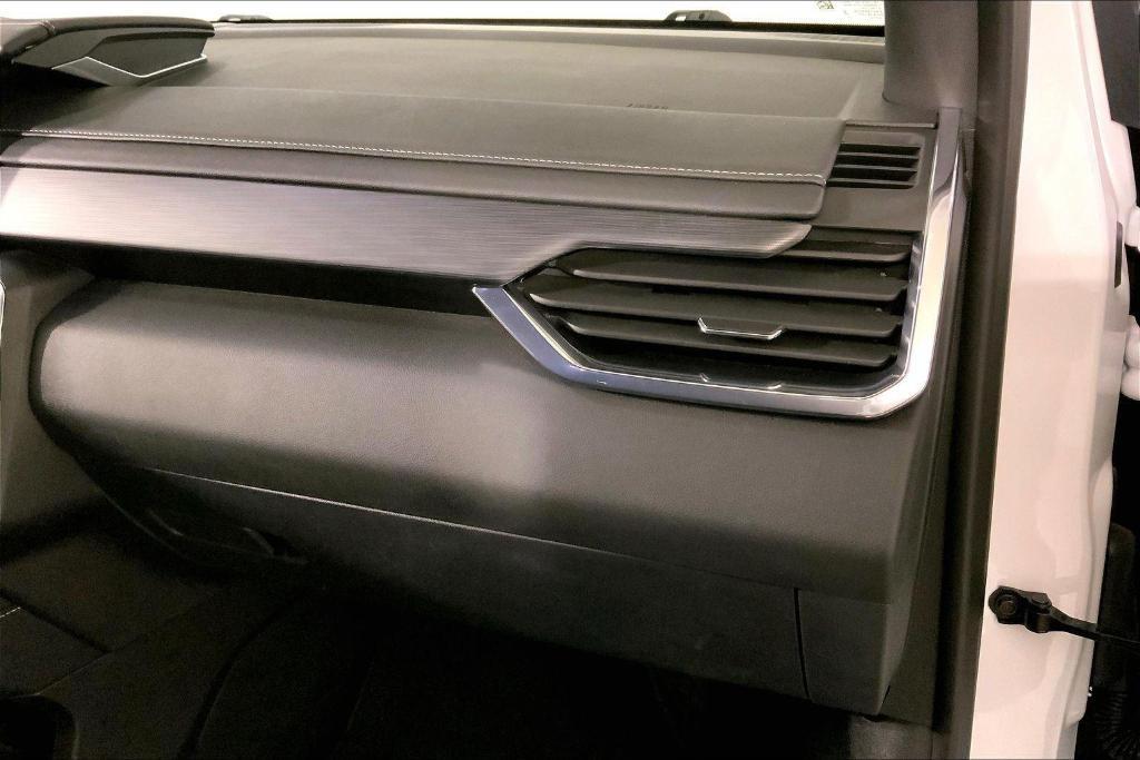 used 2025 GMC Acadia car, priced at $34,500