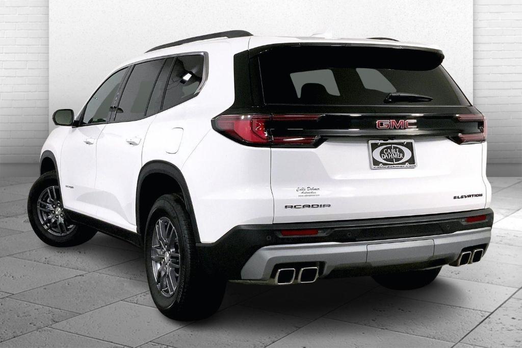 used 2025 GMC Acadia car, priced at $34,500