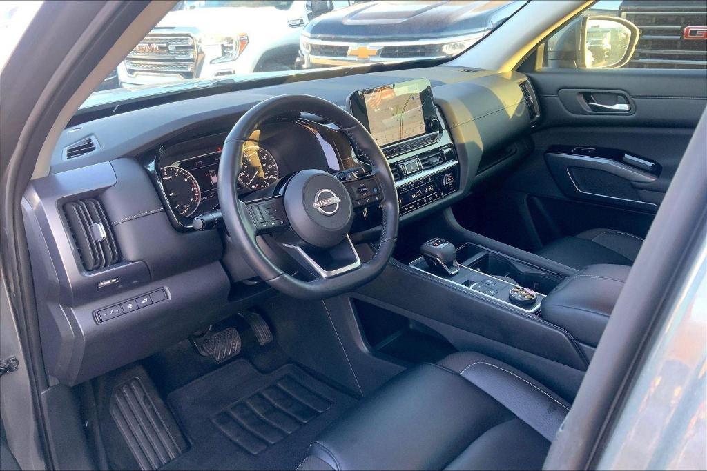 used 2024 Nissan Pathfinder car, priced at $33,000