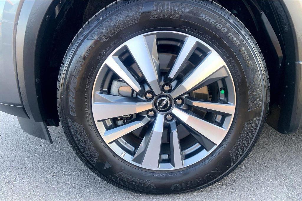 used 2024 Nissan Pathfinder car, priced at $33,000