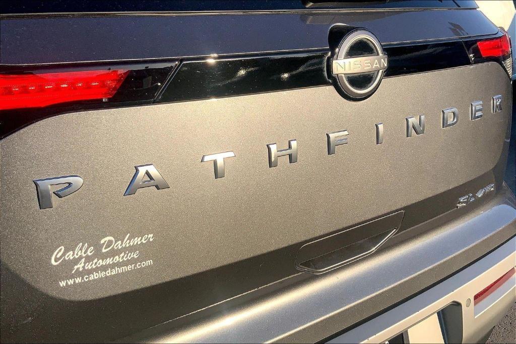 used 2024 Nissan Pathfinder car, priced at $33,000