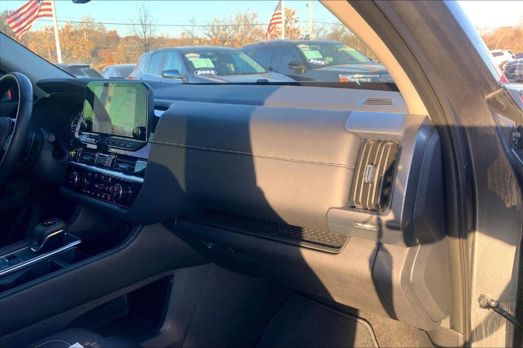 used 2024 Nissan Pathfinder car, priced at $33,000