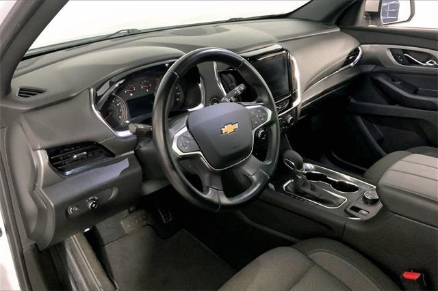 used 2023 Chevrolet Traverse car, priced at $31,000