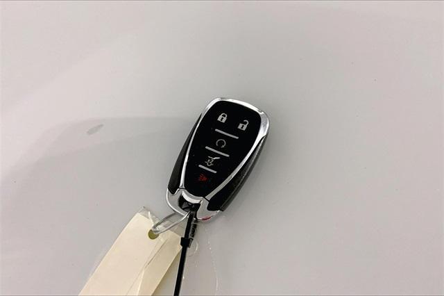 used 2023 Chevrolet Traverse car, priced at $31,000